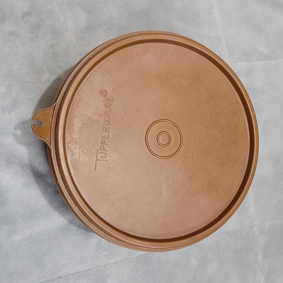 Vintage Tupperware Tea Canister - Picture 2 of 7
